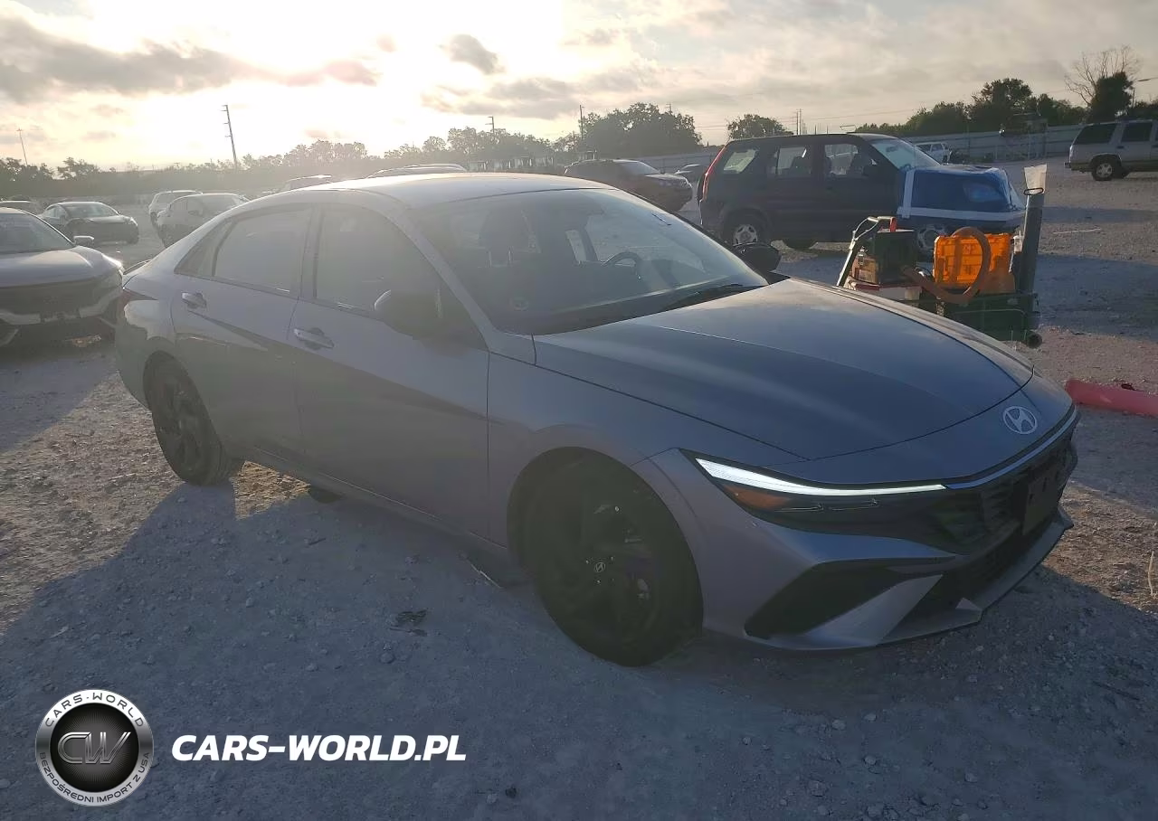 2026 Hyundai Elantra Sel Sport VIN:KMHLM4DG8TU121240 - 4
