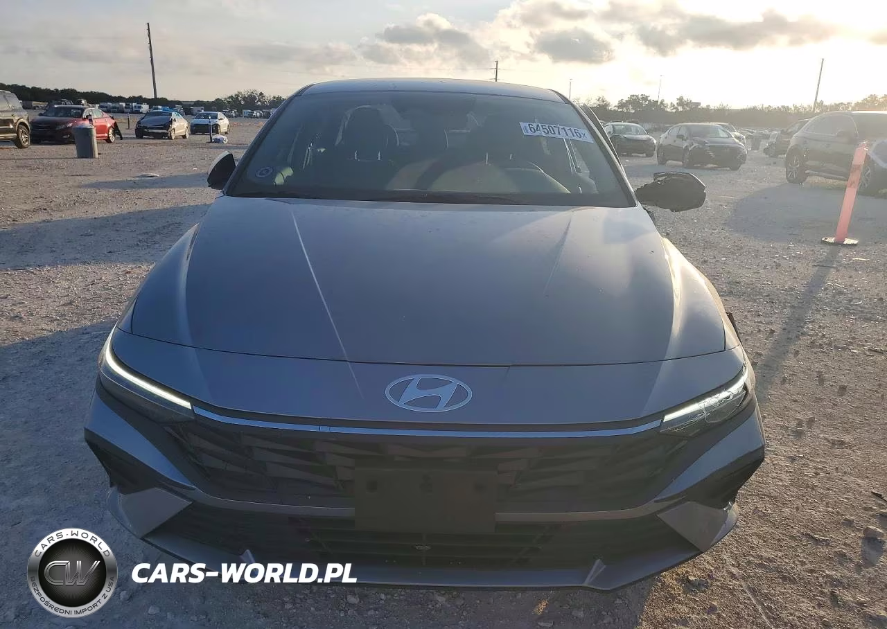 2026 Hyundai Elantra Sel Sport VIN:KMHLM4DG8TU121240 - 5
