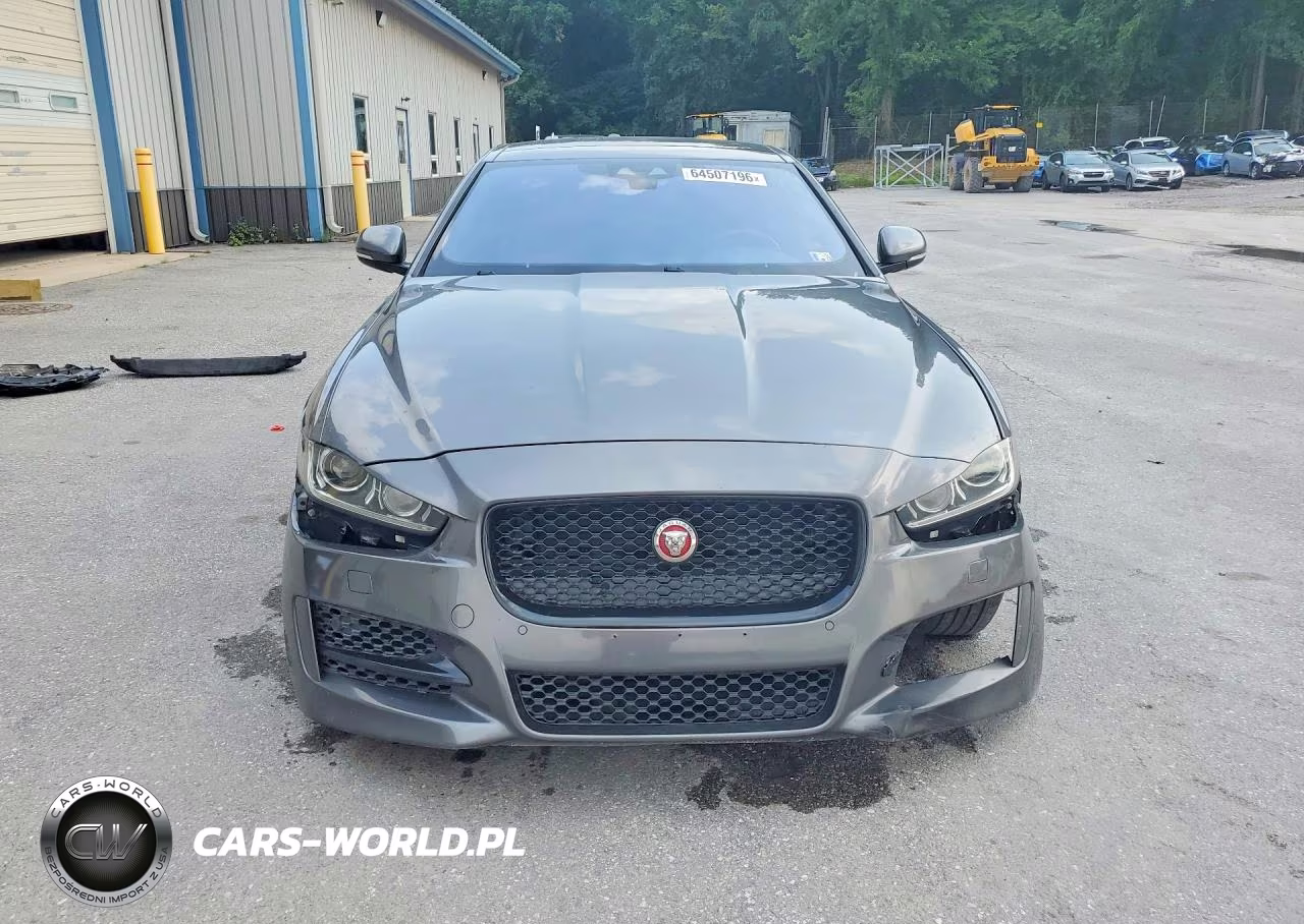 2017 Jaguar Xe R - Sport VIN:SAJAL4BN4HA971585 - 5