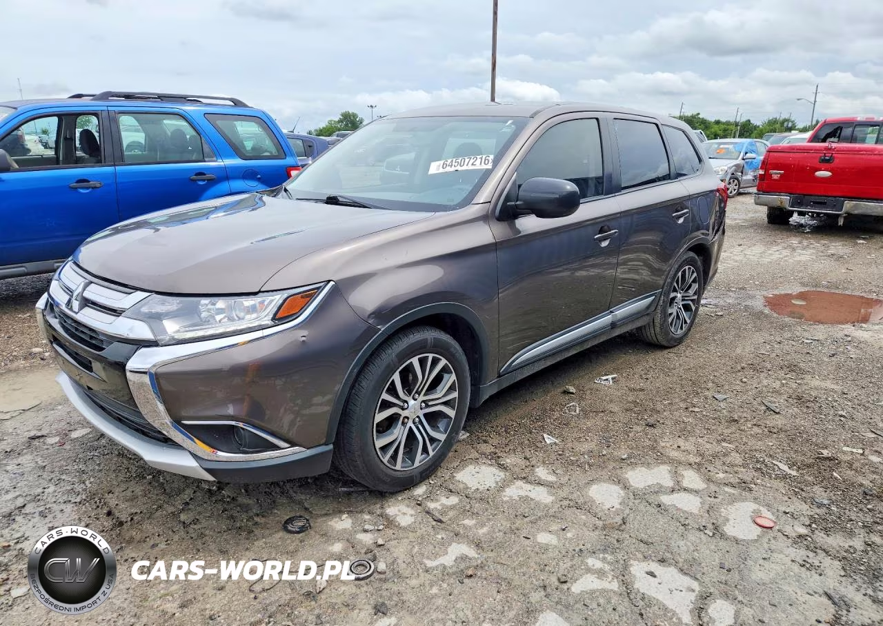 2018 Mitsubishi Outlander Es – zdjęcie 1 z 13