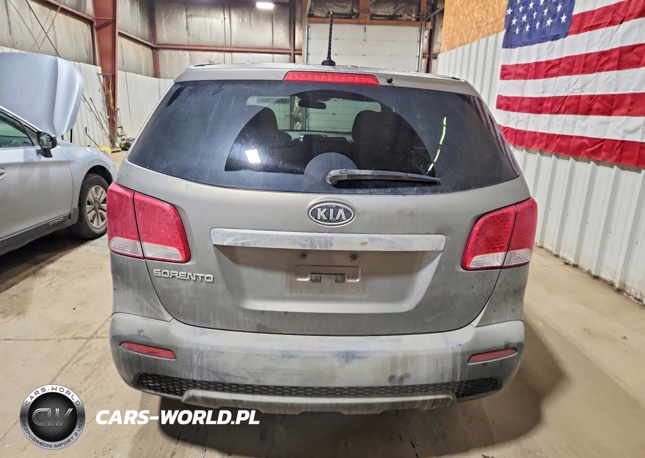 2011 Kia Sorento Lx VIN:5XYKTCA18BG134552 - 6