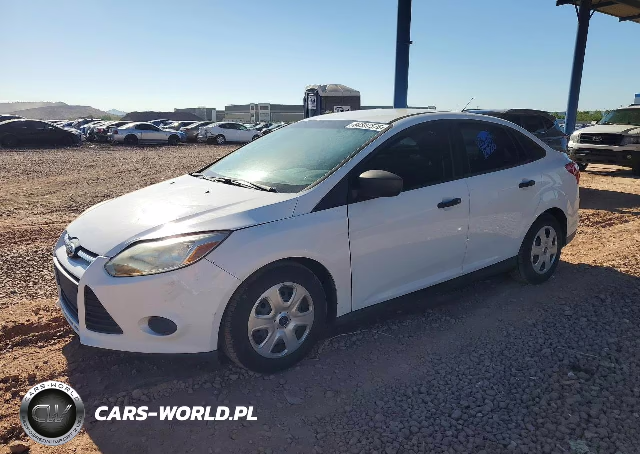 2013 Ford Focus S – zdjęcie 1 z 12