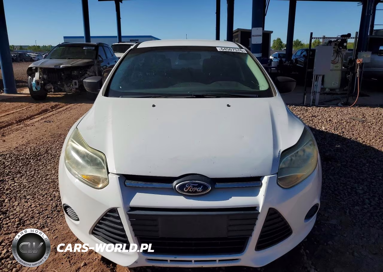 2013 Ford Focus S VIN:1FADP3E28DL382359 - 5