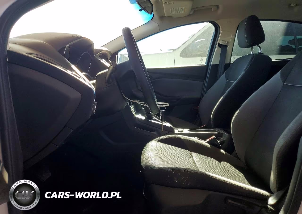 2013 Ford Focus S VIN:1FADP3E28DL382359 - 7