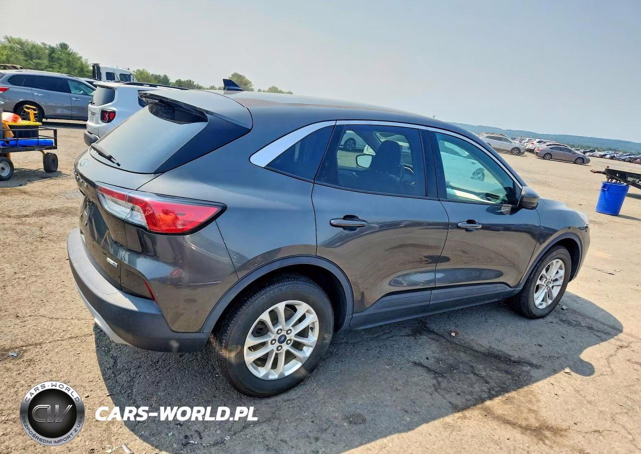 2020 Ford Escape Se VIN:1FMCU9G66LUA91302 - 3