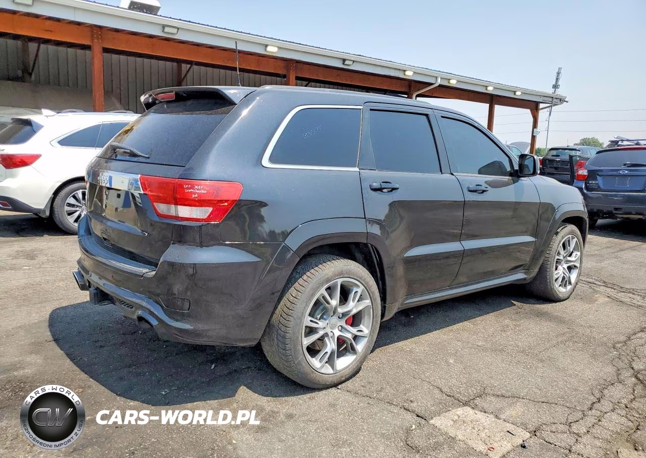 2013 Jeep Grand Cherokee Srt-8 VIN:1C4RJFDJ3DC509806 - 3