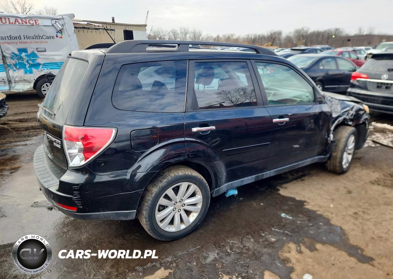 2011 Subaru Forester Limited VIN:JF2SHAEC4BH735029 - 3