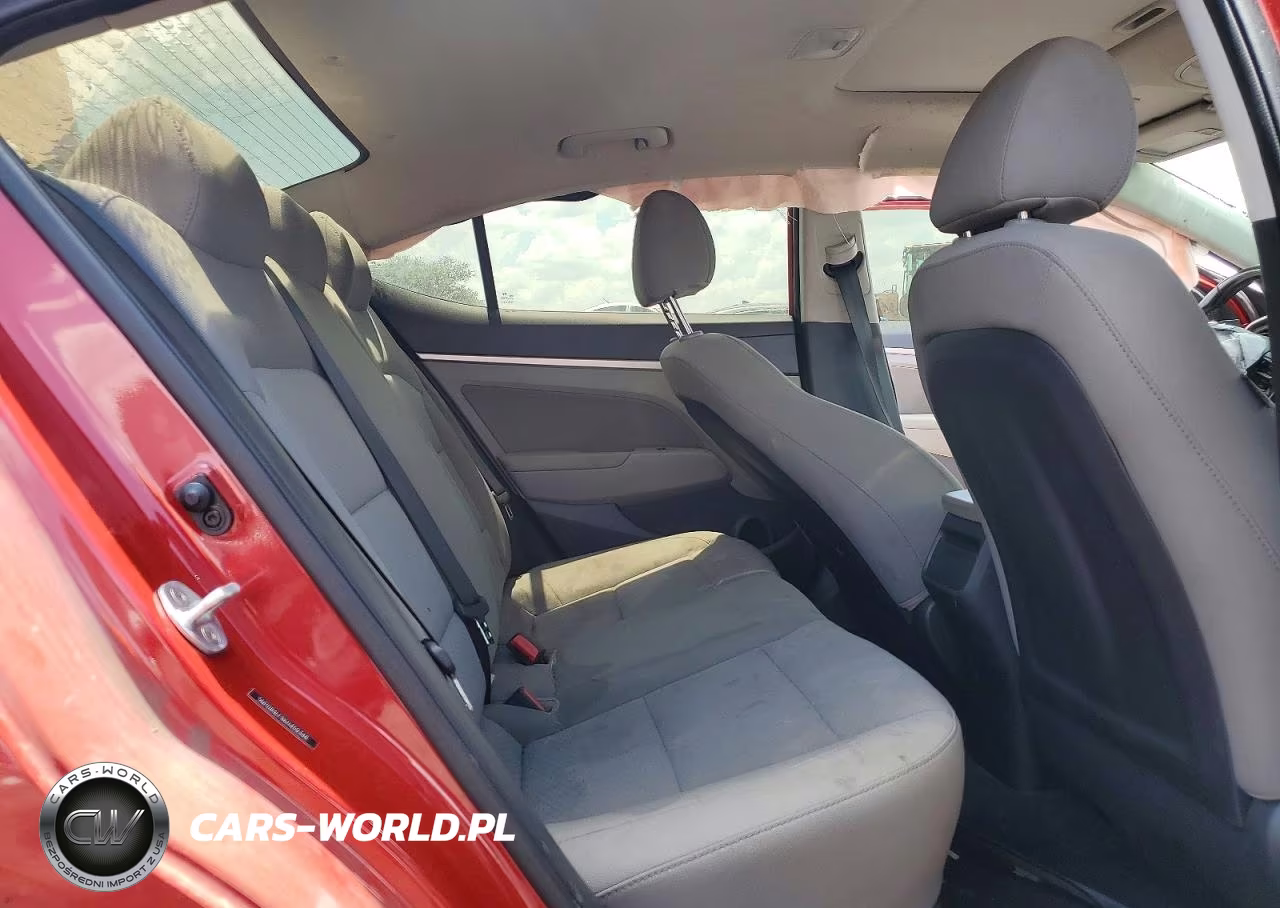 2019 Hyundai Elantra Value Edition VIN:5NPD84LFXKH459348 - 10