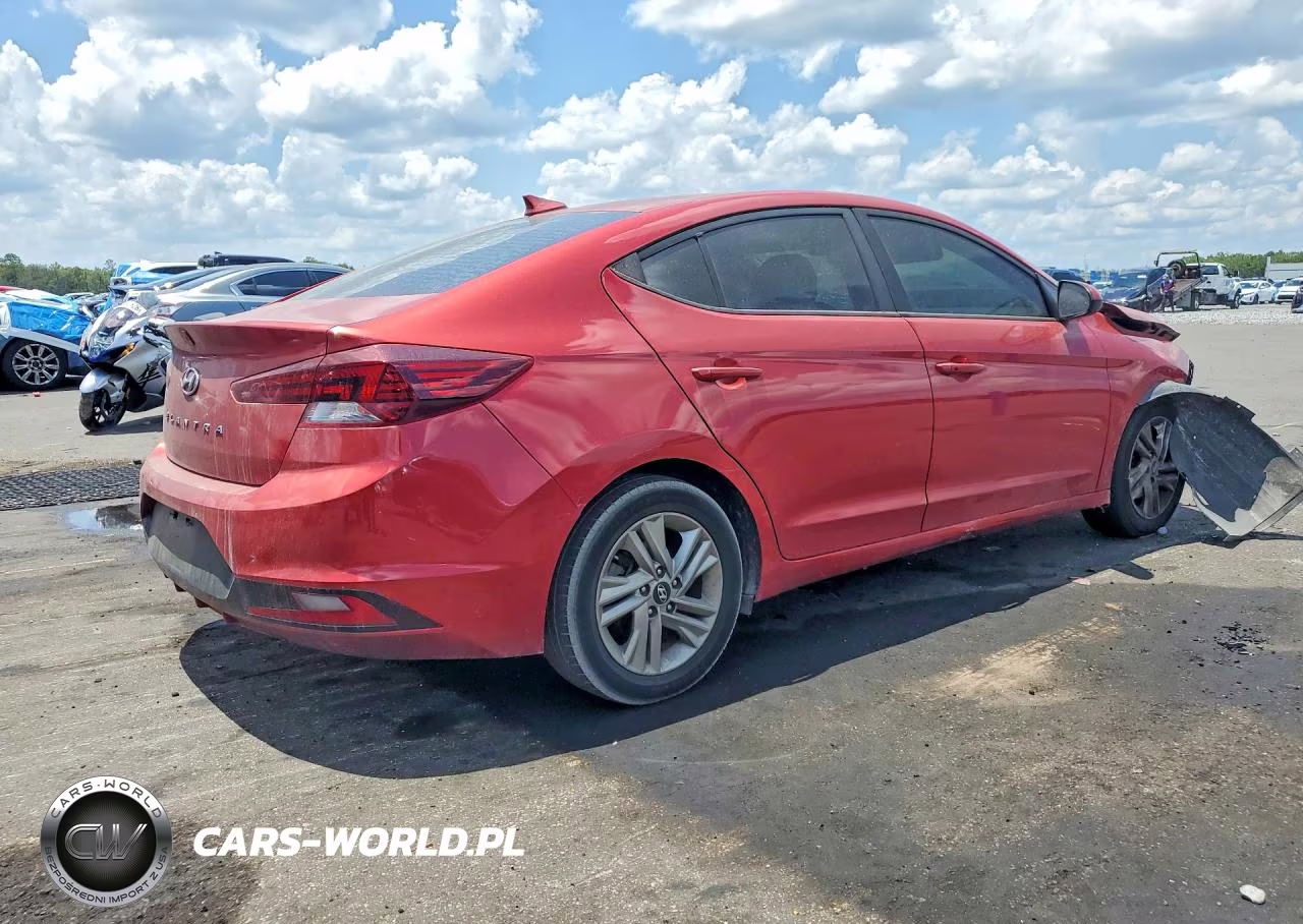 2019 Hyundai Elantra Value Edition VIN:5NPD84LFXKH459348 - 3