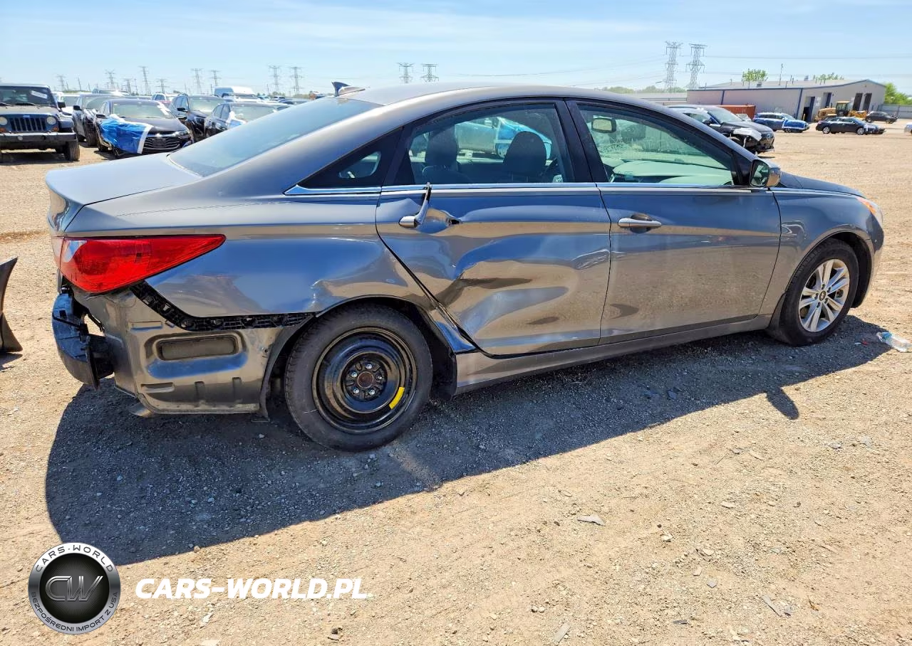 2013 Hyundai Sonata Gls VIN:5NPEB4AC1DH742738 - 3