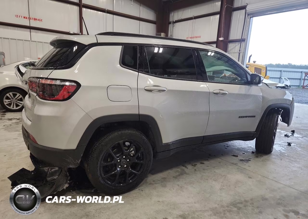 2026 Jeep Compass Latitude VIN:3C4NJDBN8TT266425 - 3