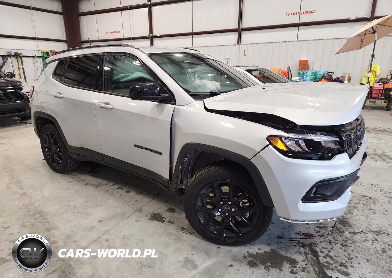 2026 Jeep Compass Latitude VIN:3C4NJDBN8TT266425 - 4