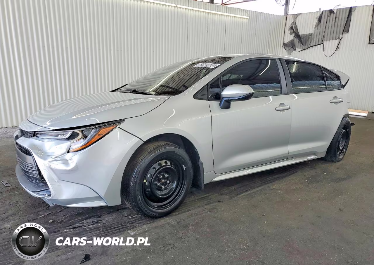 2026 Toyota Corolla Le – zdjęcie 1 z 12