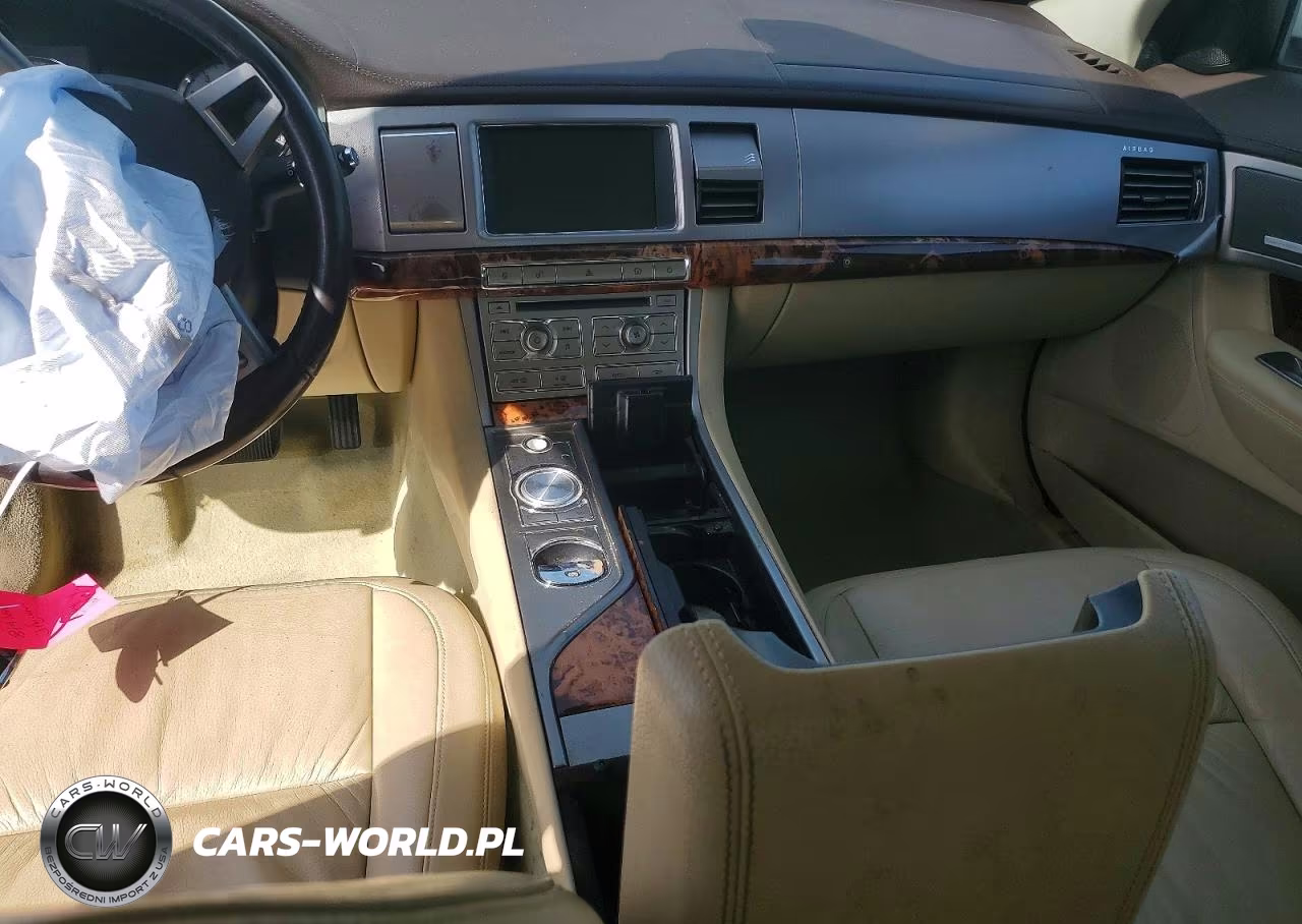 2009 Jaguar Xf Luxury VIN:SAJWA05B99HR27709 - 8