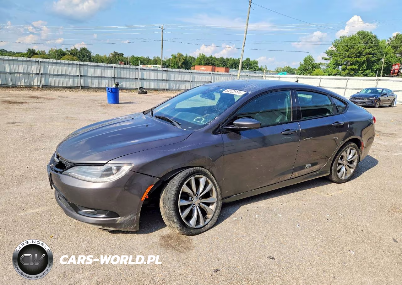 2015 Chrysler 200 S