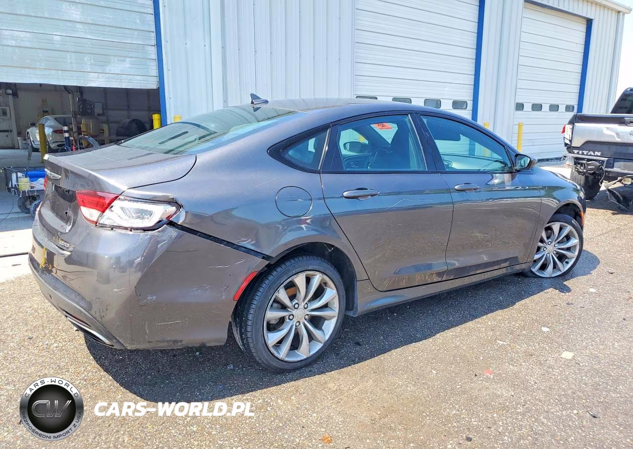 2015 Chrysler 200 S VIN:1C3CCCBB7FN511869 - 3