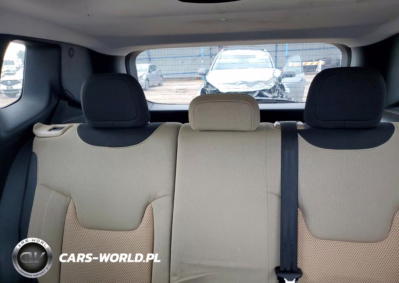 2016 Jeep Renegade Latitude VIN:ZACCJABW5GPD99803 - 10