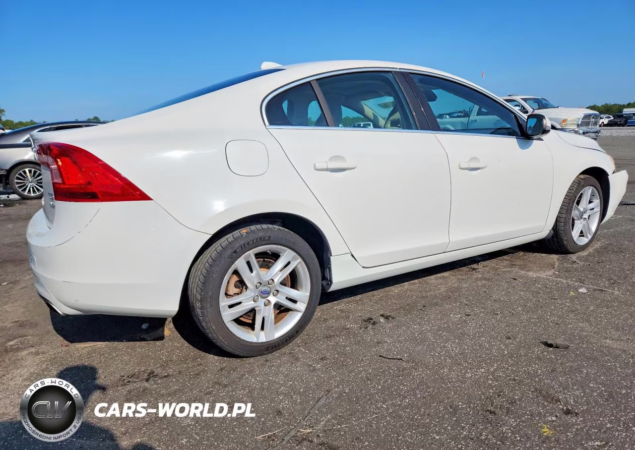 2014 Volvo S60 T5 VIN:YV1612FHXE2271380 - 3