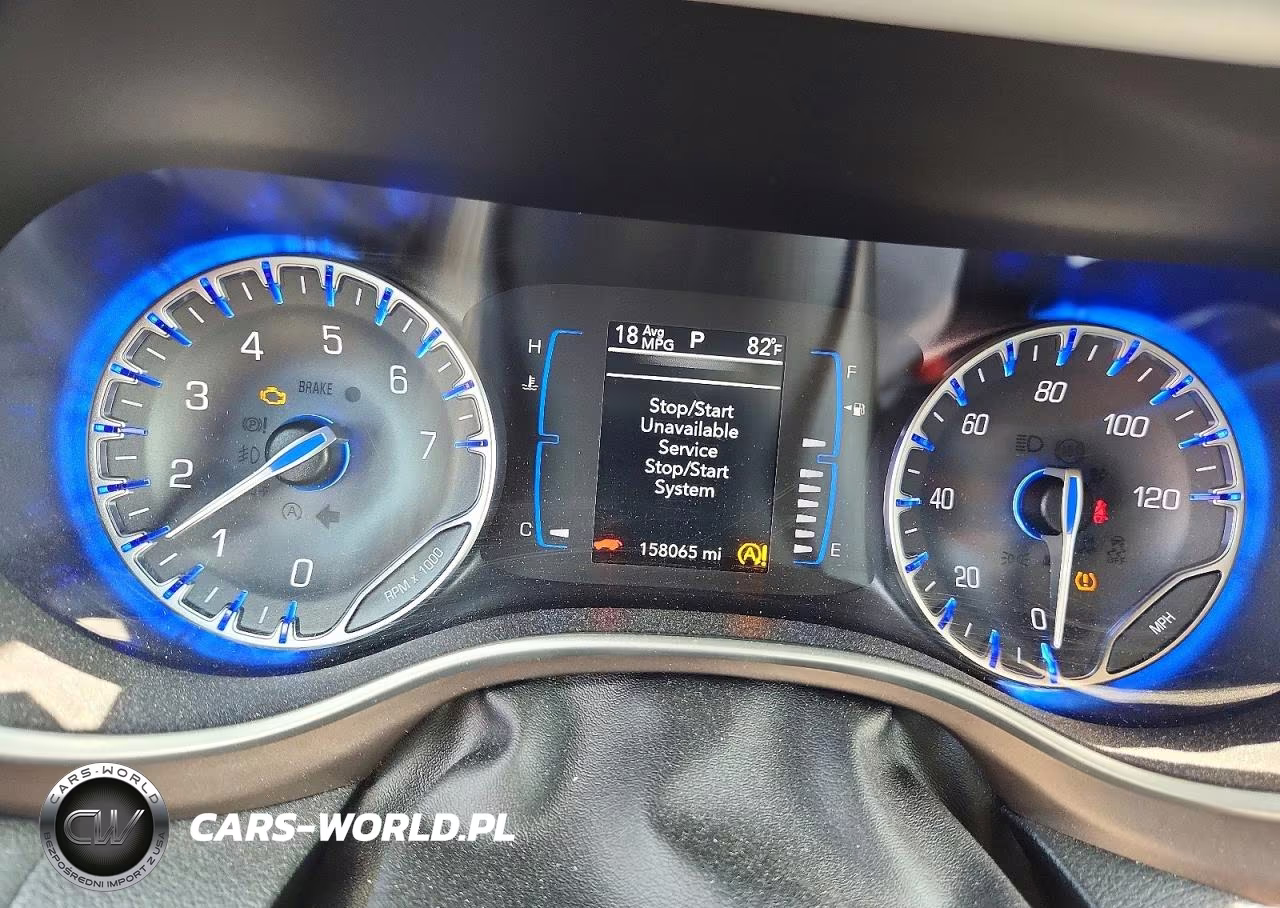 2018 Chrysler Pacifica Lx VIN:2C4RC1CG9JR294907 - 9
