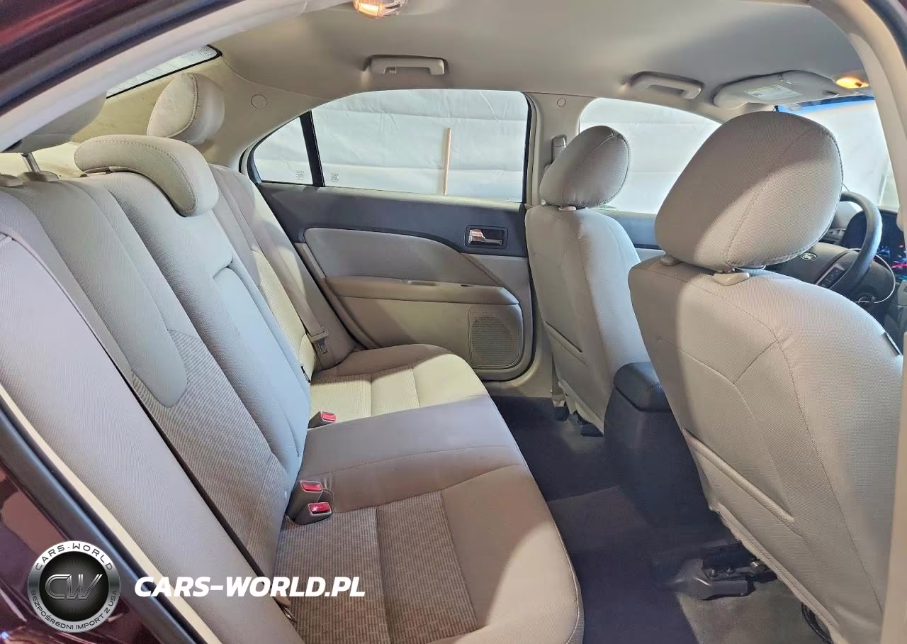2011 Ford Fusion Se VIN:3FAHP0HA8BR333390 - 10