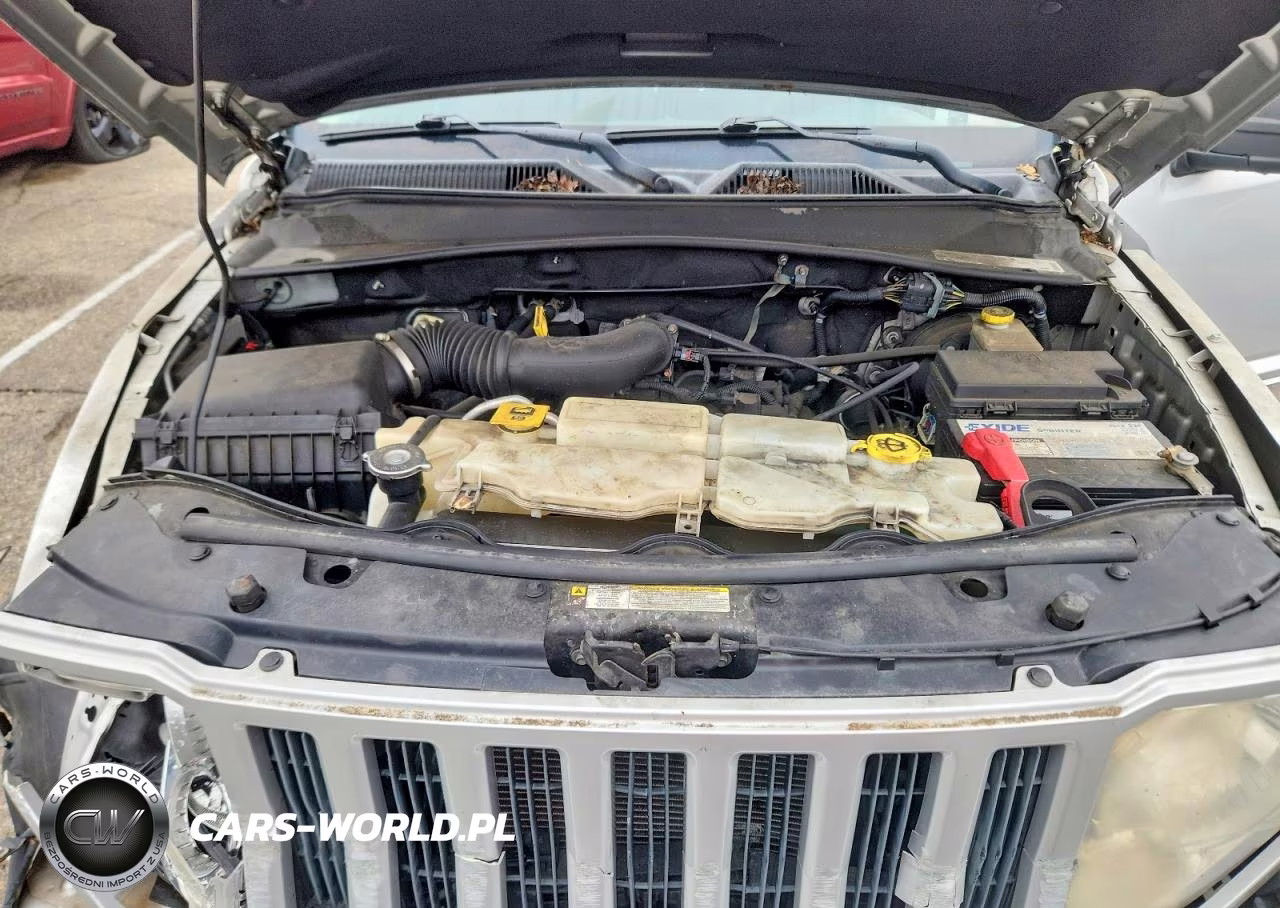 2010 Jeep Liberty Sport VIN:1J4PN2GK1AW110051 - 12