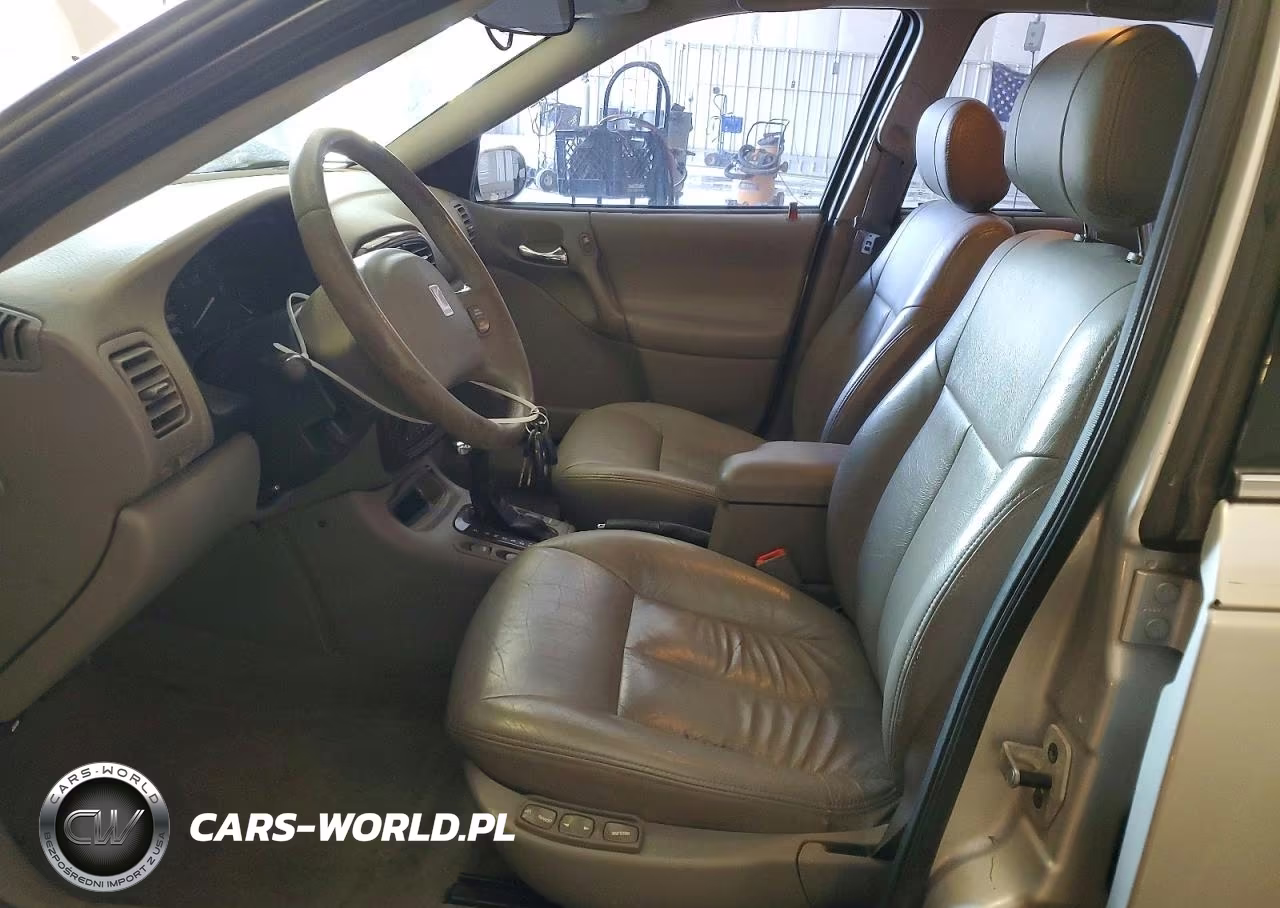 2001 Saturn L300 VIN:1G8JW52R81Y557182 - 7