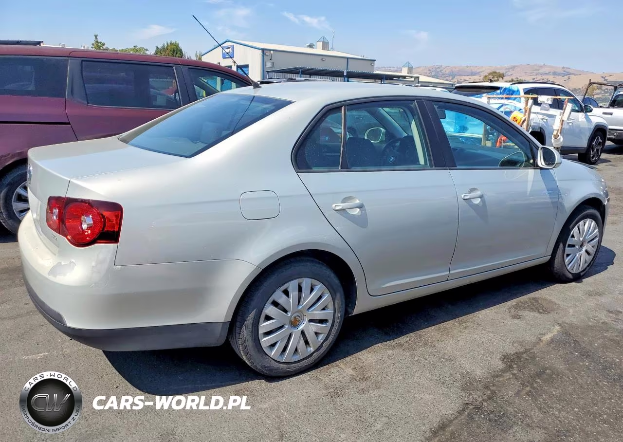 2010 Volkswagen Jetta S VIN:3VWJZ7AJ3AM079590 - 3