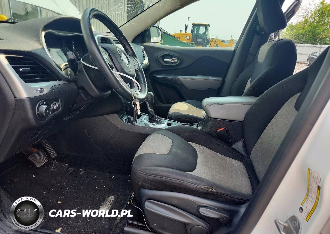 2014 Jeep Cherokee Latitude VIN:1C4PJMCB4EW169071 - 7