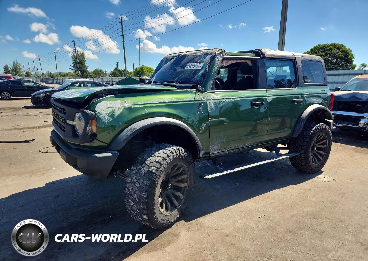 2022 Ford Bronco Base – zdjęcie 1 z 13