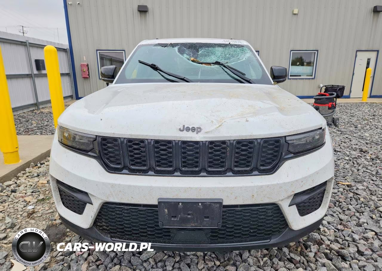 2024 Jeep Grand Cherokee Laredo VIN:1C4RJHAG4R8951167 - 5