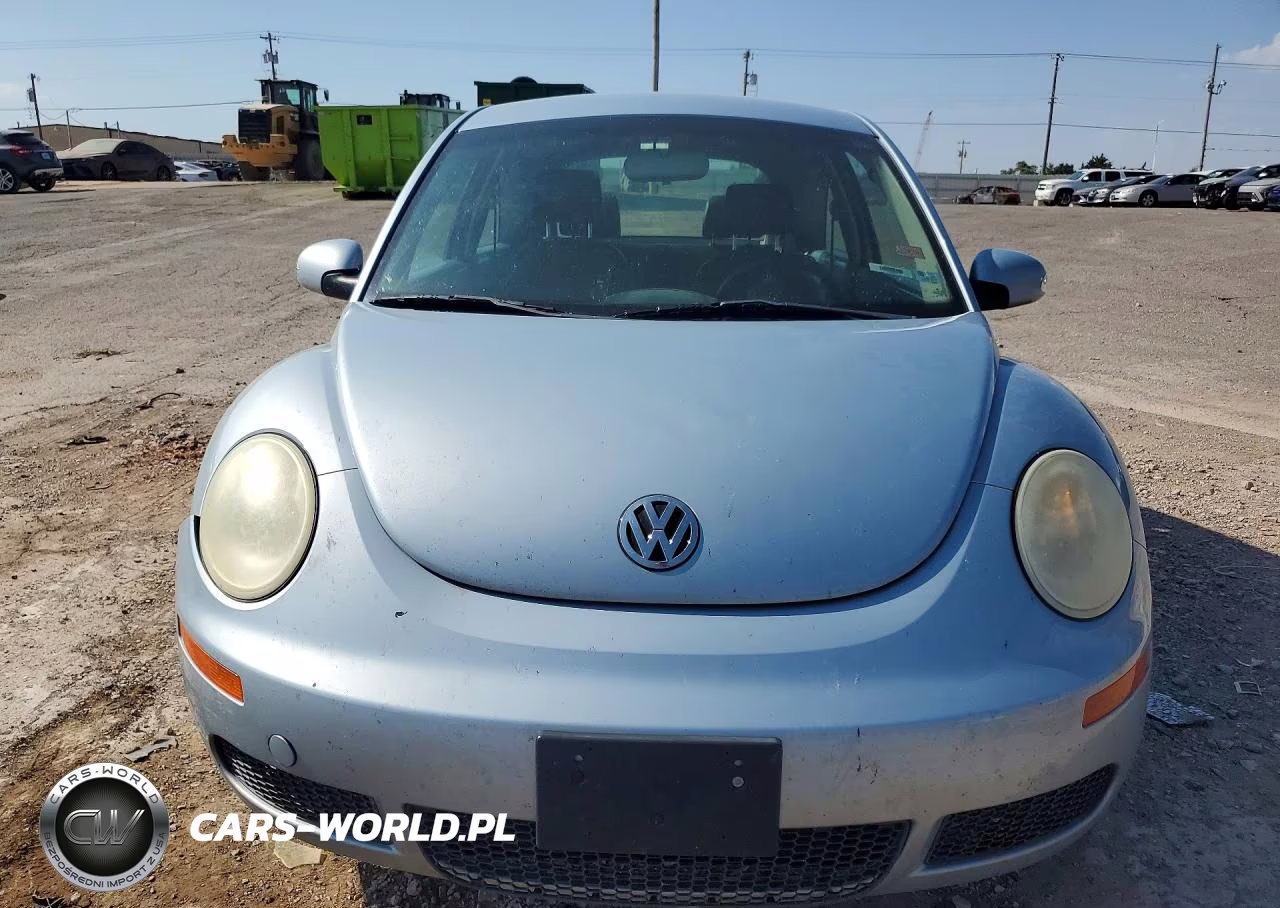 2010 Volkswagen New Beetle VIN:3VWPW3AG7AM012085 - 5