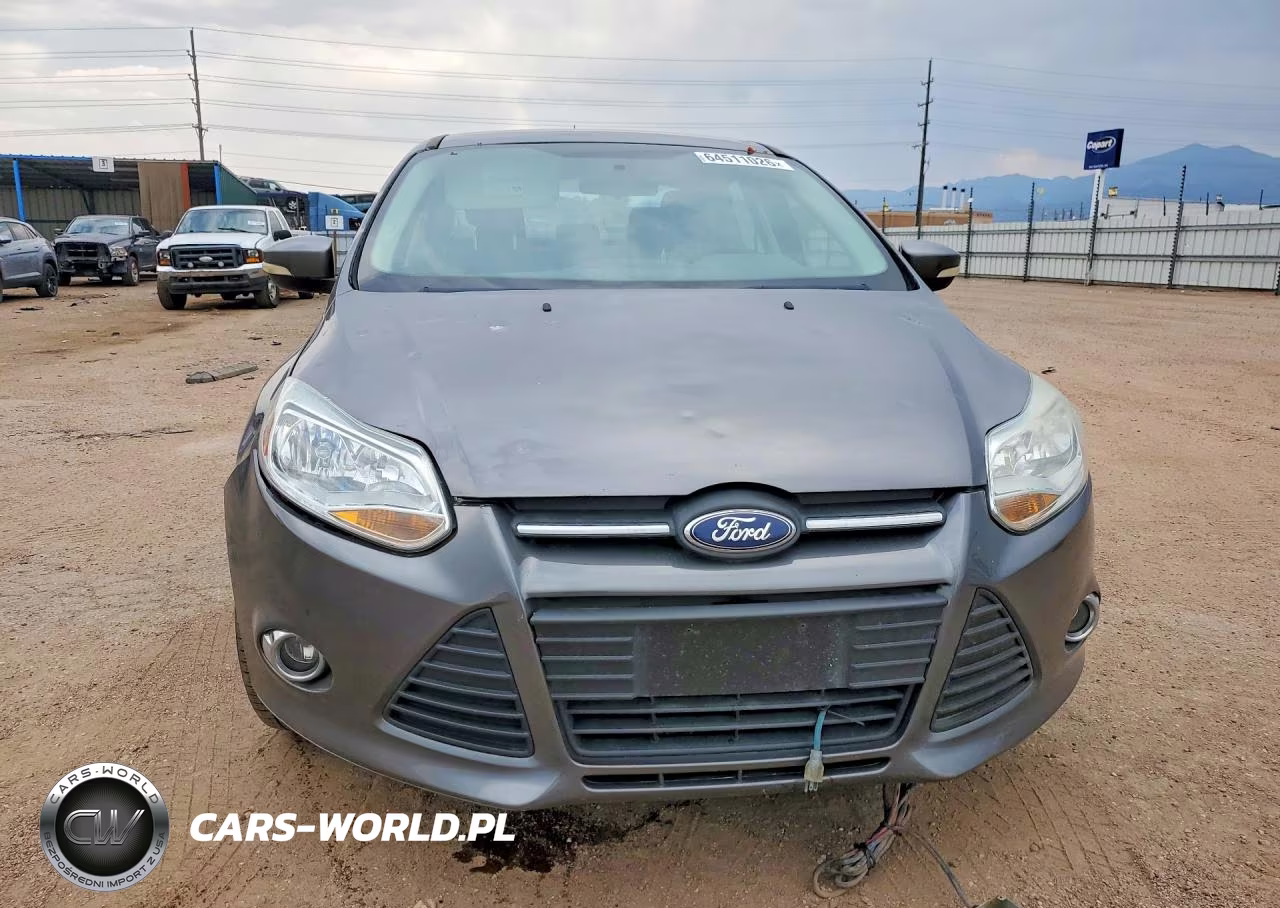 2012 Ford Focus Se VIN:1FAHP3F29CL142445 - 5