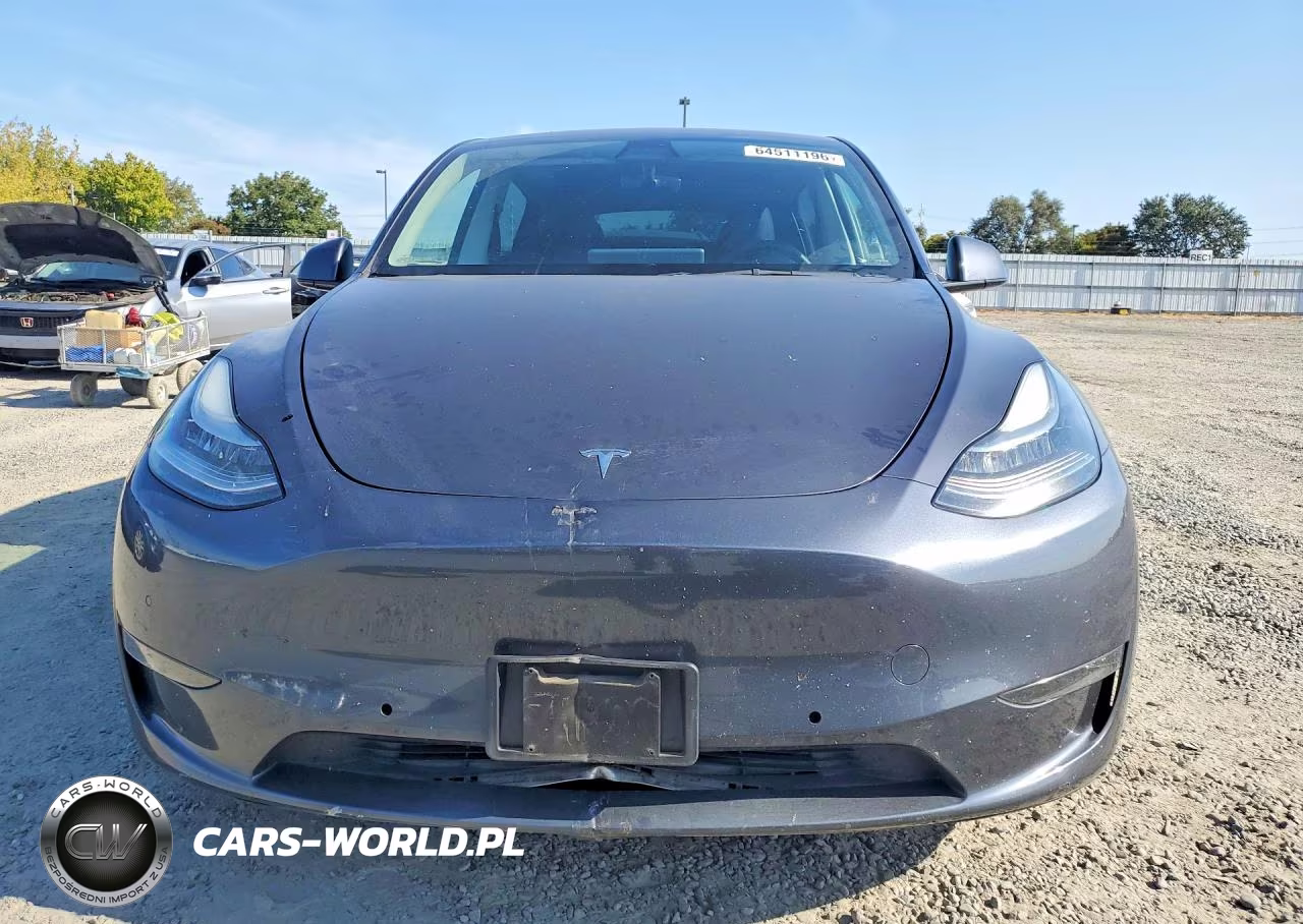 2022 Tesla Model Y VIN:7SAYGDEE3NF328504 - 5