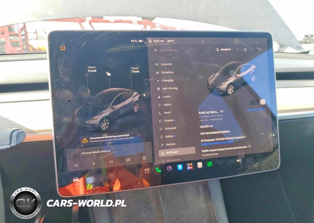 2022 Tesla Model Y VIN:7SAYGDEE3NF328504 - 9