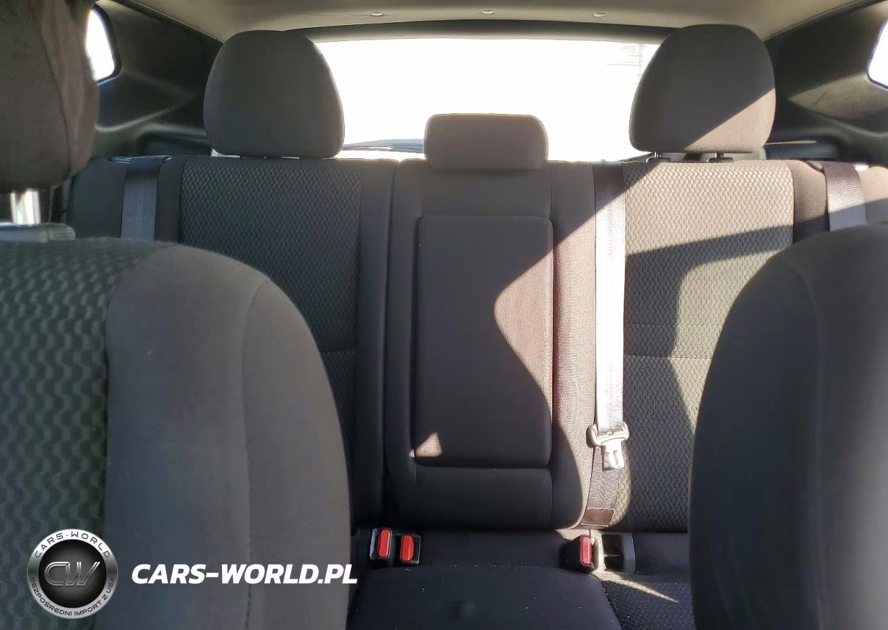 2019 Nissan Rogue Sport S VIN:JN1BJ1CP7KW217570 - 10