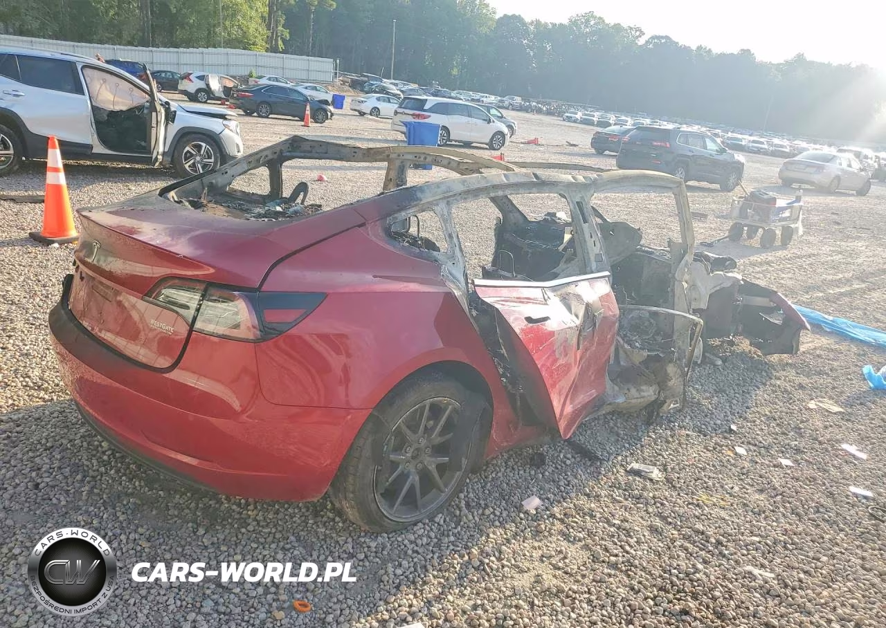 2018 Tesla Model 3 VIN:5YJ3E1EA5JF042334 - 3