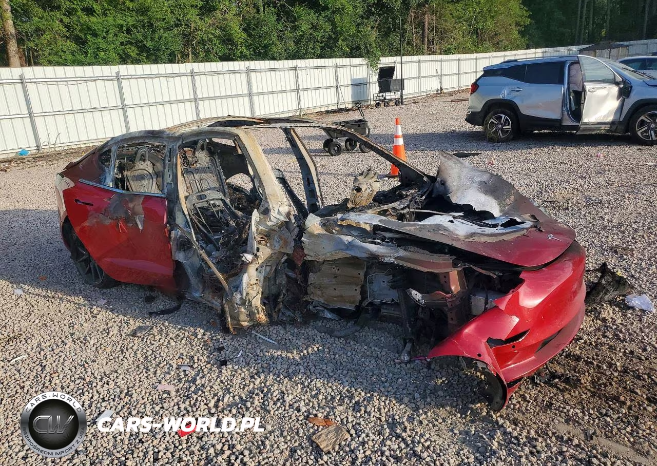 2018 Tesla Model 3 VIN:5YJ3E1EA5JF042334 - 4