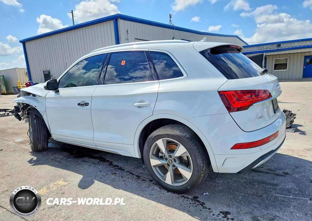 2024 Audi Q5 Premium Plus 40 VIN:WA1BBAFY5R2039717 - 2