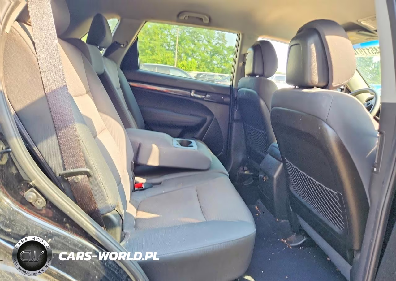 2013 Kia Sorento Lx VIN:5XYKT3A19DG415004 - 11