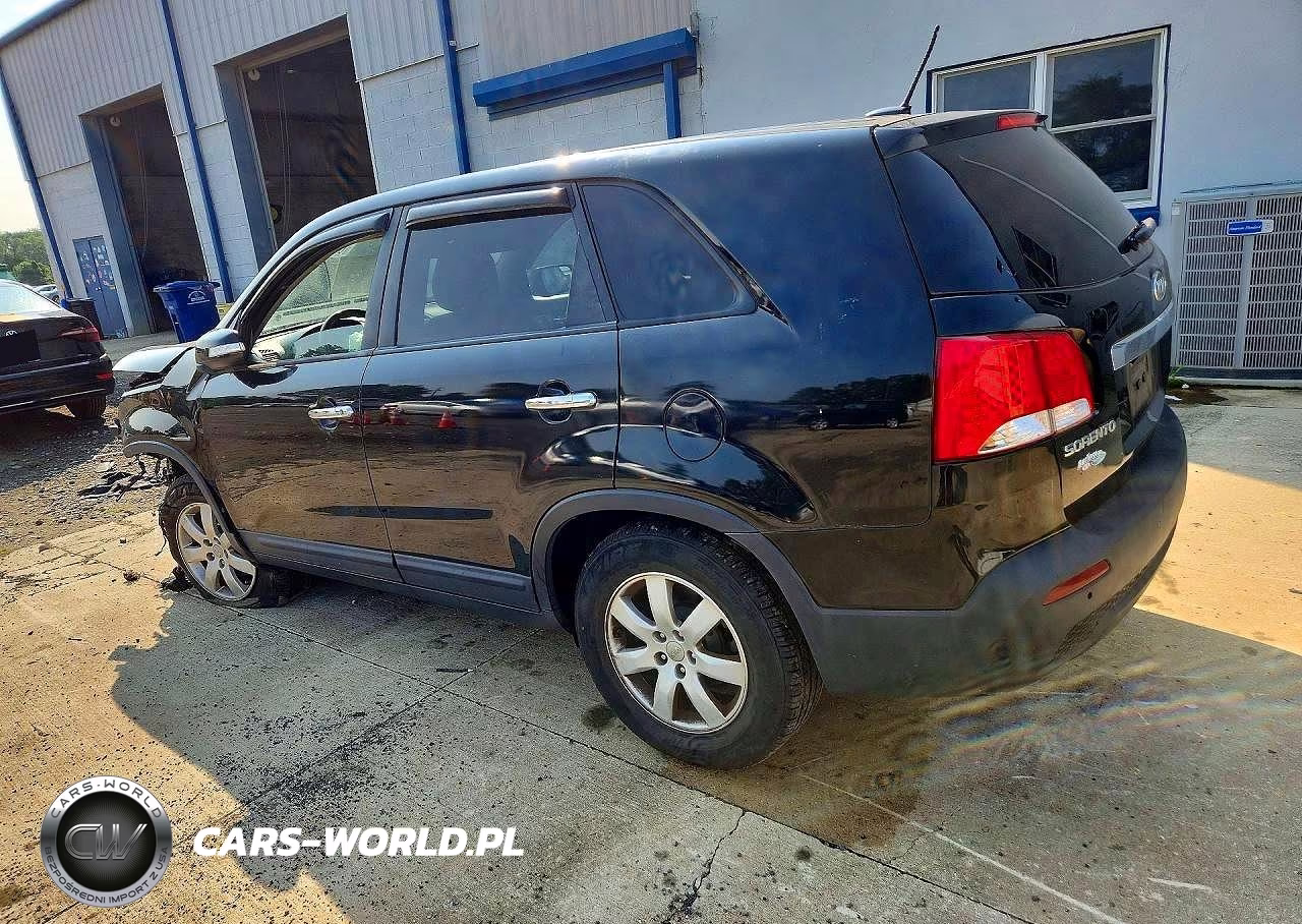 2013 Kia Sorento Lx VIN:5XYKT3A19DG415004 - 2