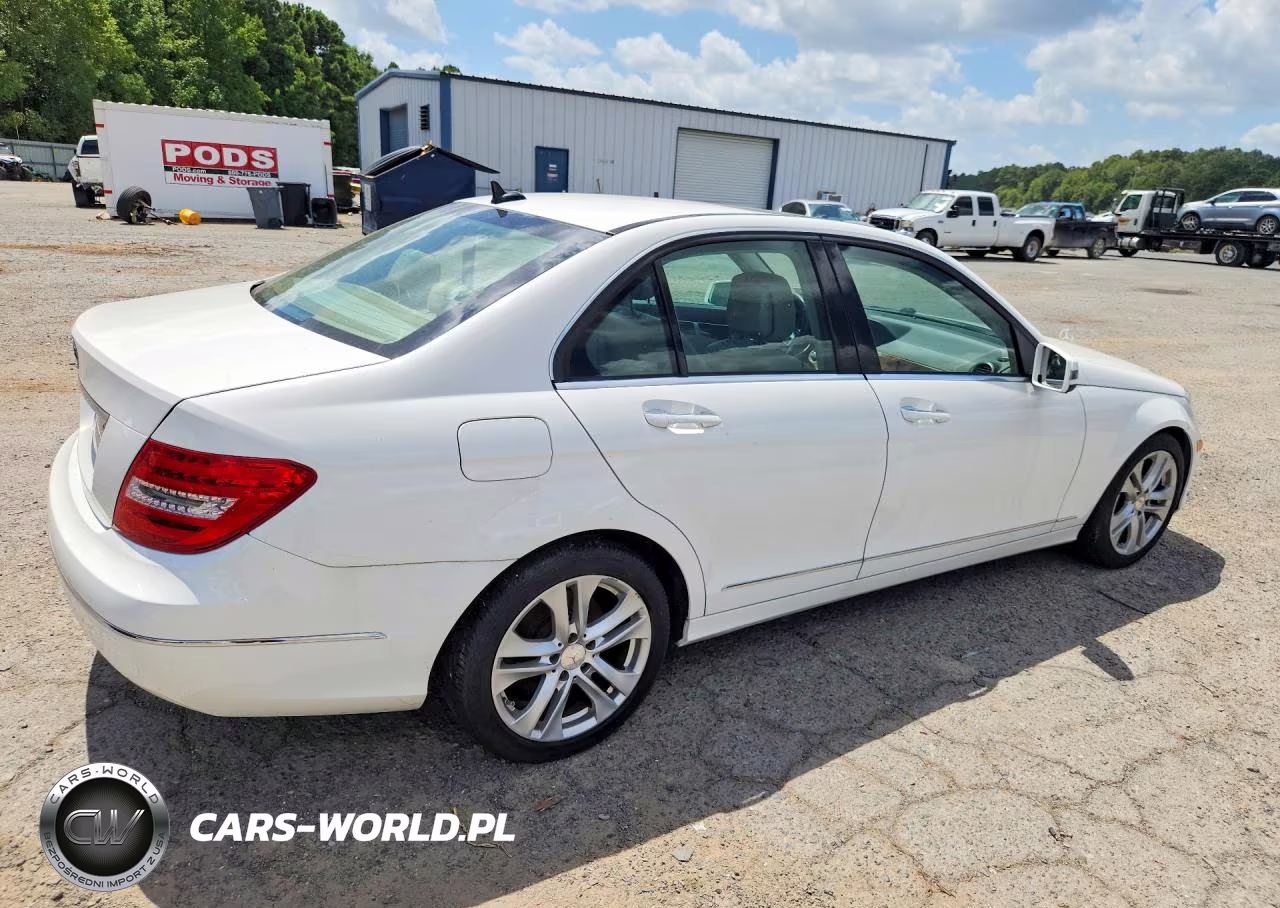 2013 Mercedes-Benz C 250 VIN:WDDGF4HB7DA771541 - 3