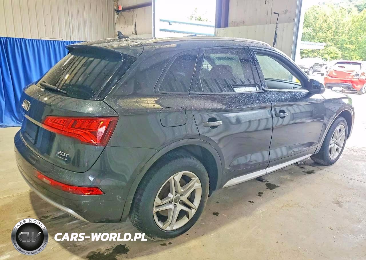 2018 Audi Q5 Premium VIN:WA1ANAFYXJ2226345 - 3