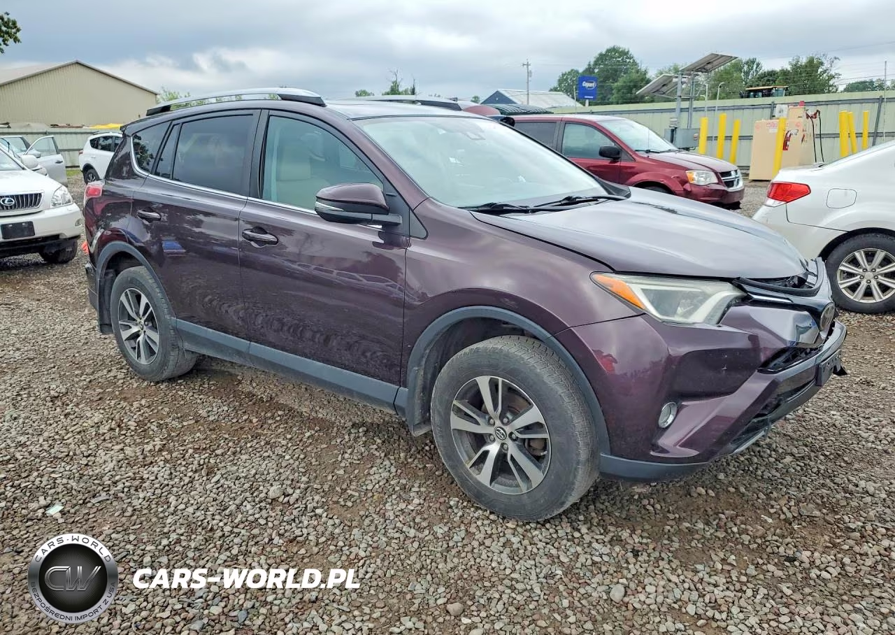 2017 Toyota Rav4 Xle VIN:2T3RFREVXHW559769 - 4