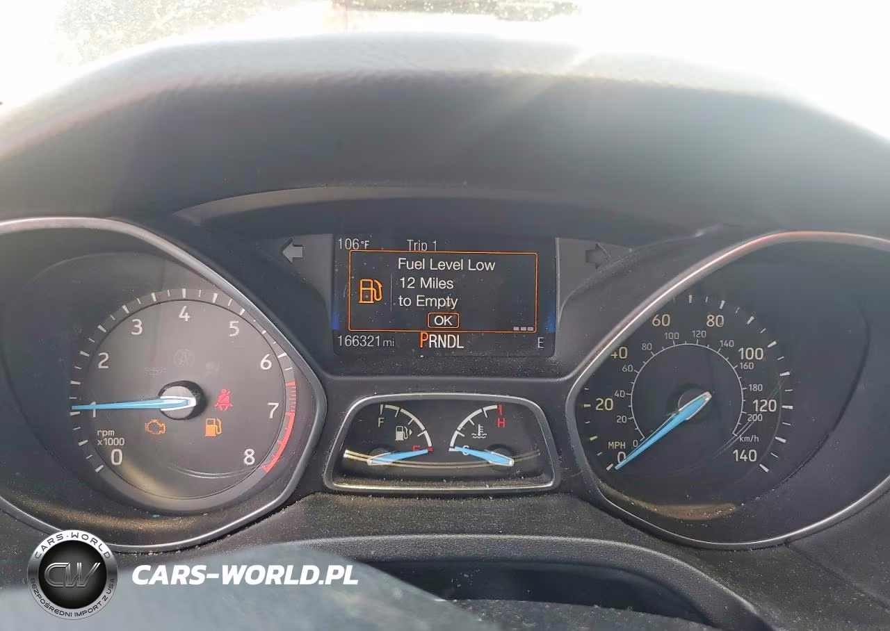 2016 Ford Focus Se VIN:1FADP3F20GL323874 - 9