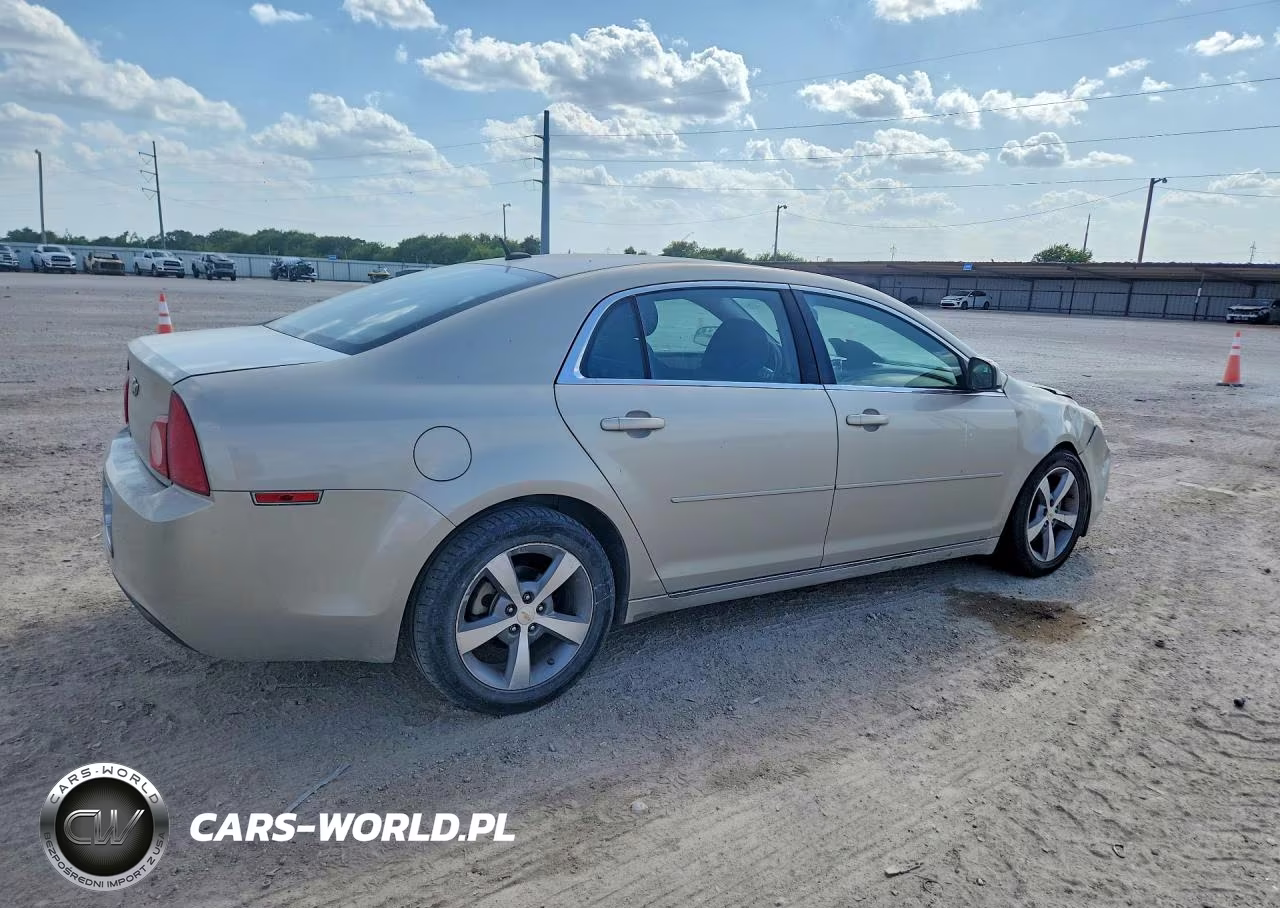 2011 Chevrolet Malibu 1Lt VIN:1G1ZC5E1XBF251629 - 3