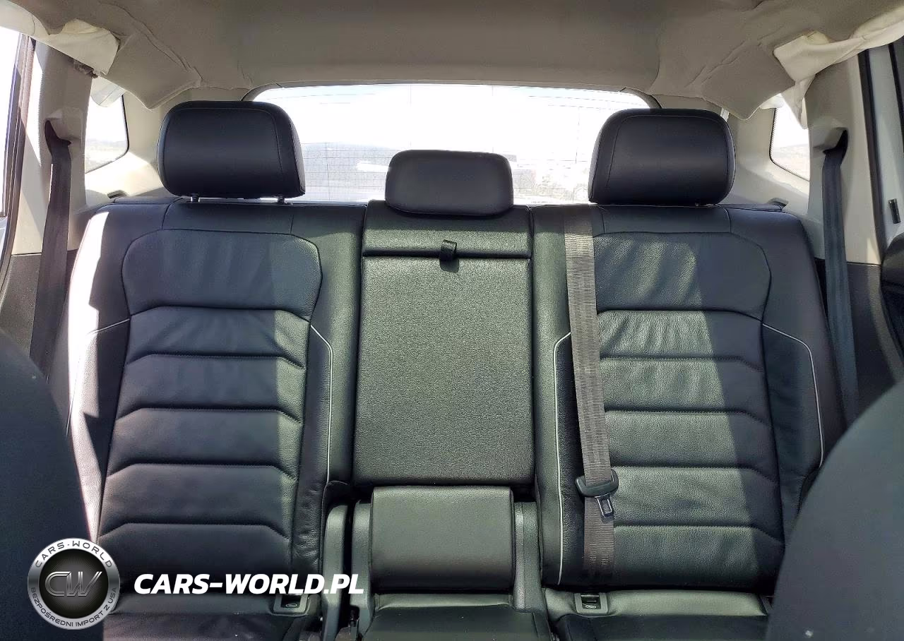 2018 Volkswagen Tiguan Sel Premium VIN:3VV4B7AX8JM003440 - 10