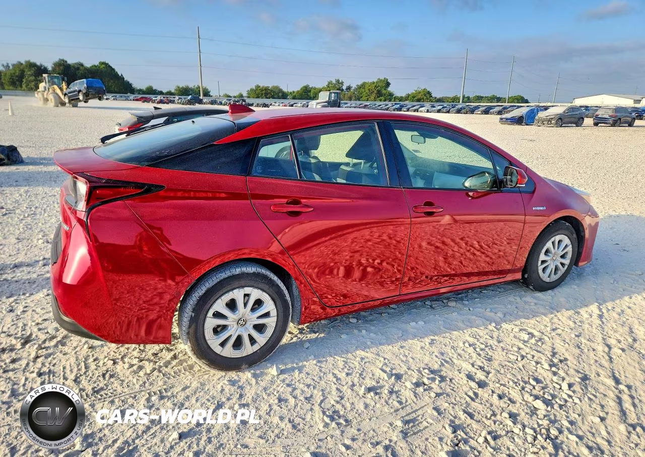 2020 Toyota Prius Le VIN:JTDKARFU0L3116404 - 3