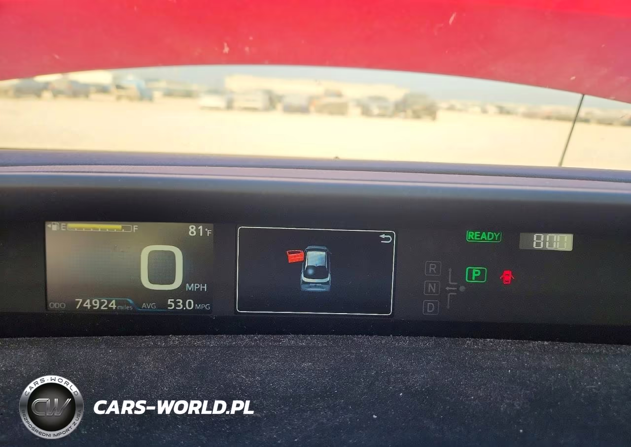 2020 Toyota Prius Le VIN:JTDKARFU0L3116404 - 9