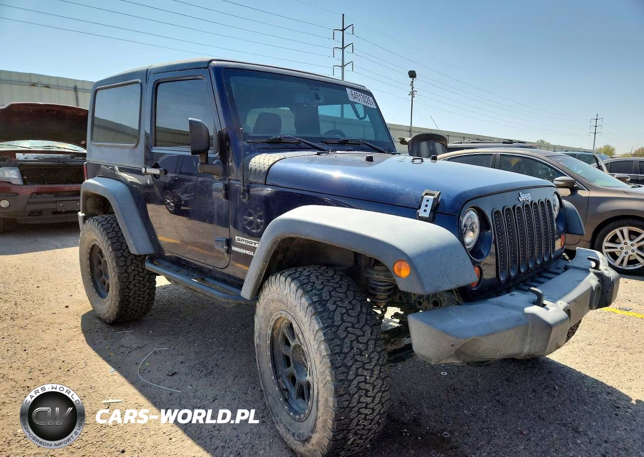 2013 Jeep Wrangler Sport VIN:1C4AJWAG1DL564339 - 4