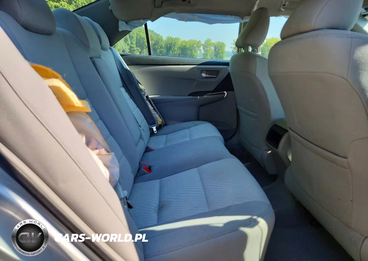 2016 Toyota Camry Le VIN:4T1BF1FK2GU154312 - 10